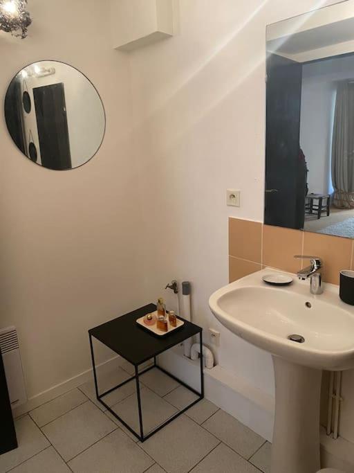 Loft/Jardin Et Parking : Le Petit Clos Bourdet Онфлёр Экстерьер фото