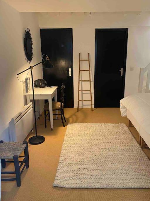 Loft/Jardin Et Parking : Le Petit Clos Bourdet Онфлёр Экстерьер фото